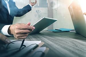 港股2026年展望:十五五催化下,港股能否迎来估值与业绩双升